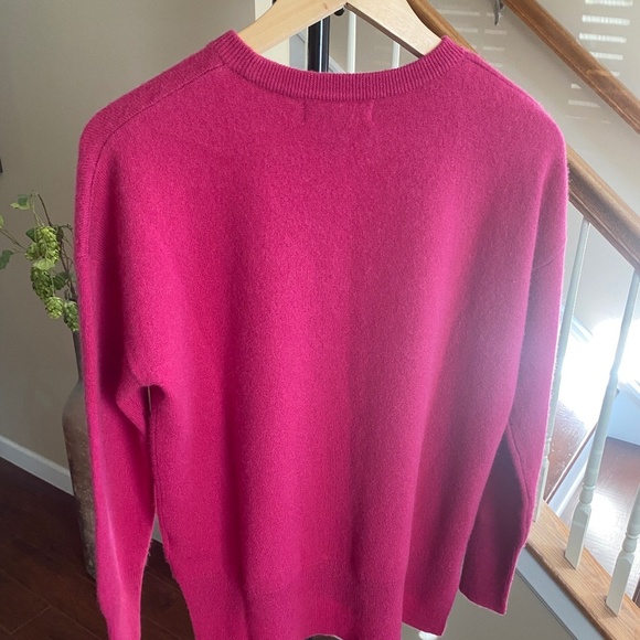 TAHARI 2 Ply Cashmere Red/Magenta Crew Neck Sweater Small - Picture 4 of 12